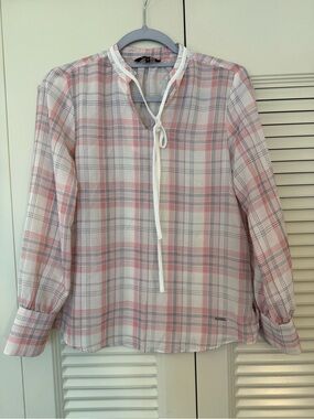 Light Plaid Tie-Neck Blouse in White and Pink